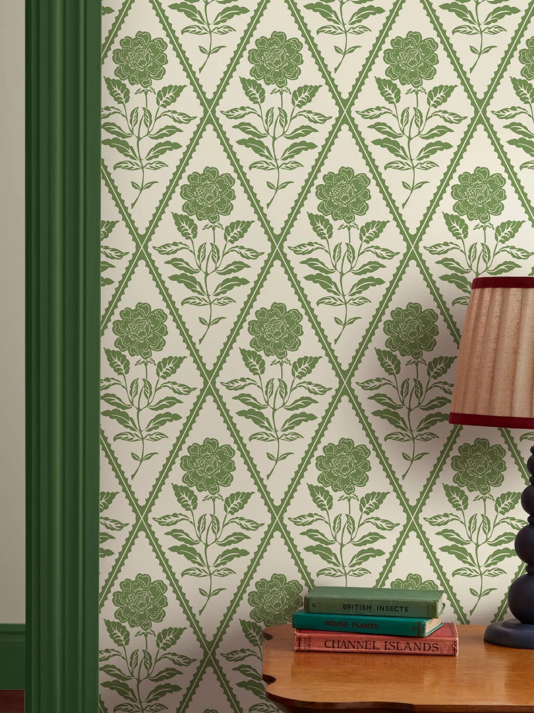 Juliette Floral Print 10M Wallpaper<Joules Clearance