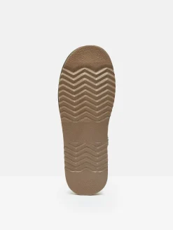 Homebound Dark Green Quilted Slippers<Joules