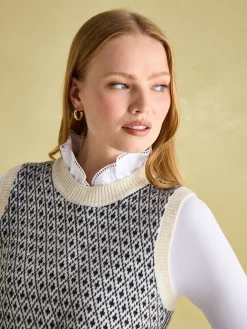Ingrid Patterned Knitted Vest<Joules