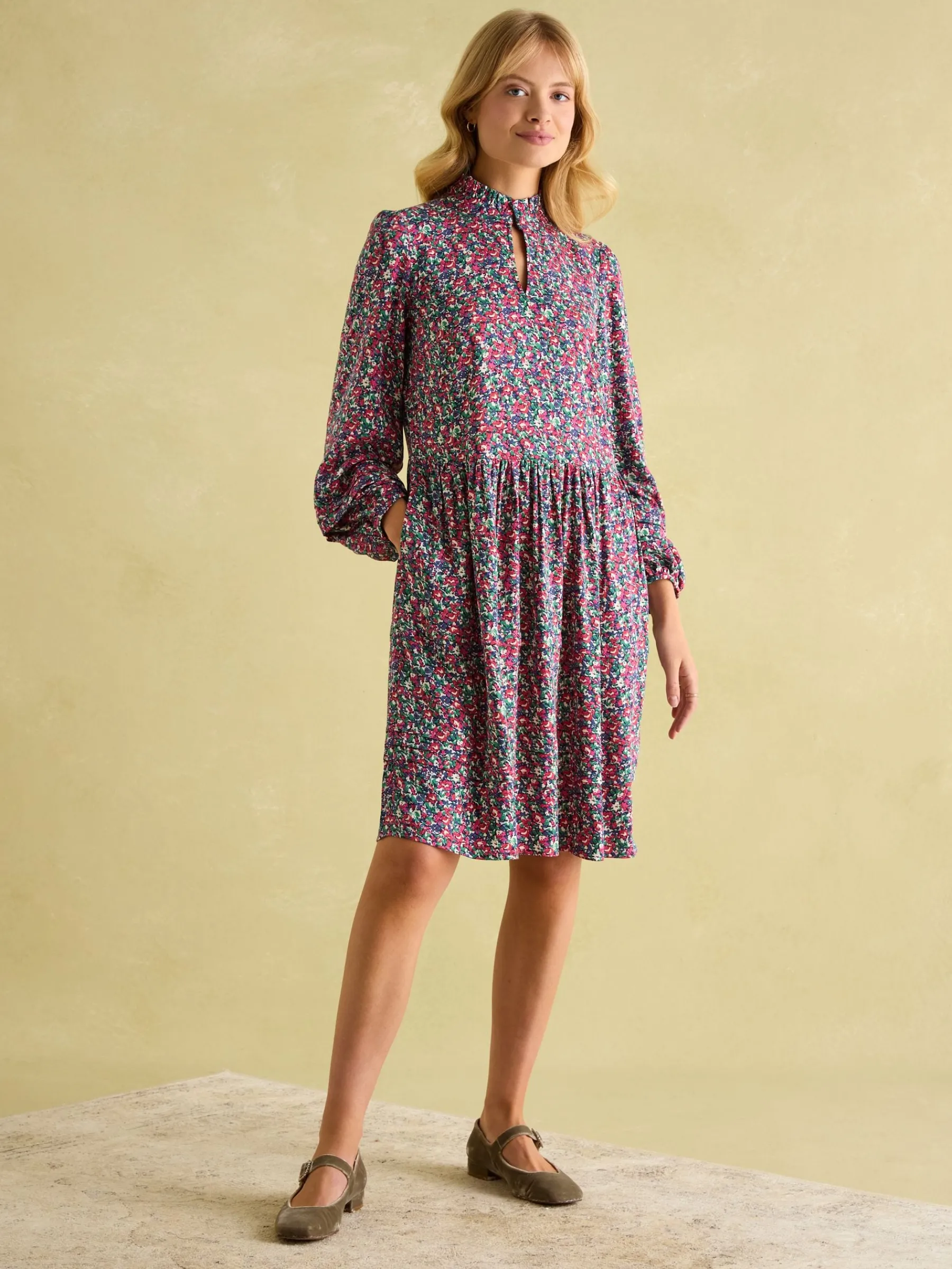 Petunia Frill Neck Dress<Joules Clearance