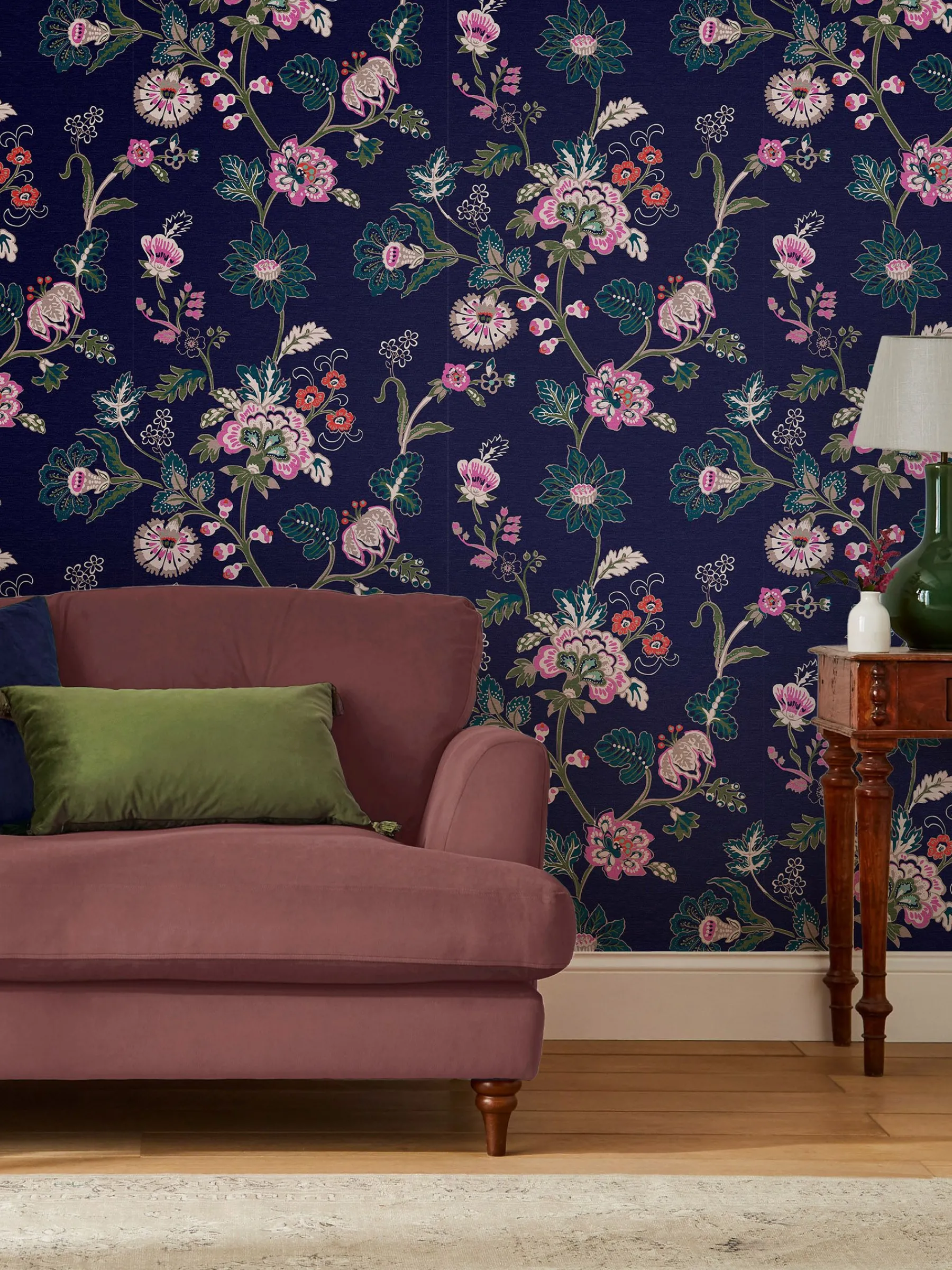 Royal Navy Vine Cottage Floral 10M Wallpaper<Joules