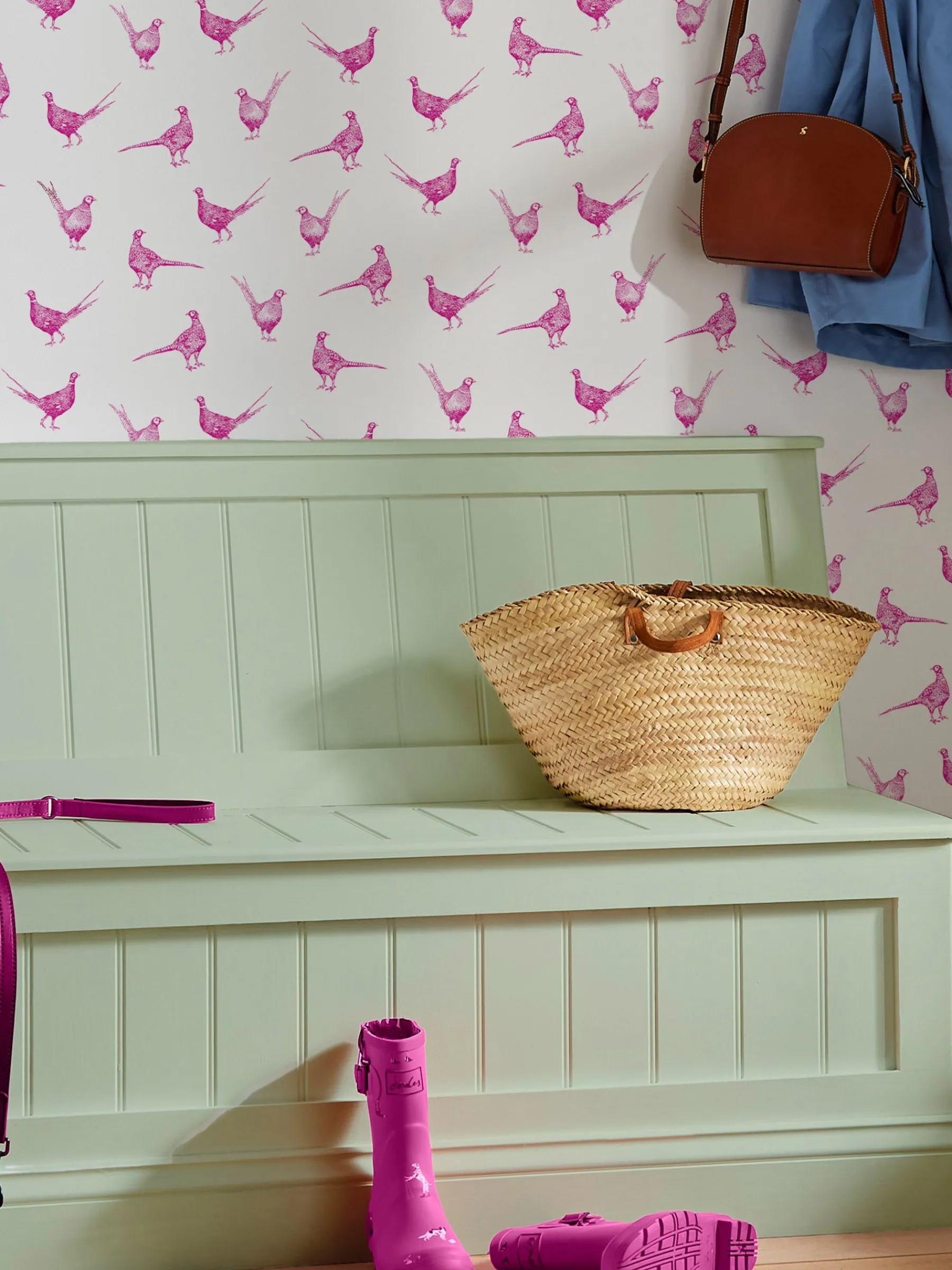 Truly Pink Flirty Pheasants 10M Wallpaper<Joules New
