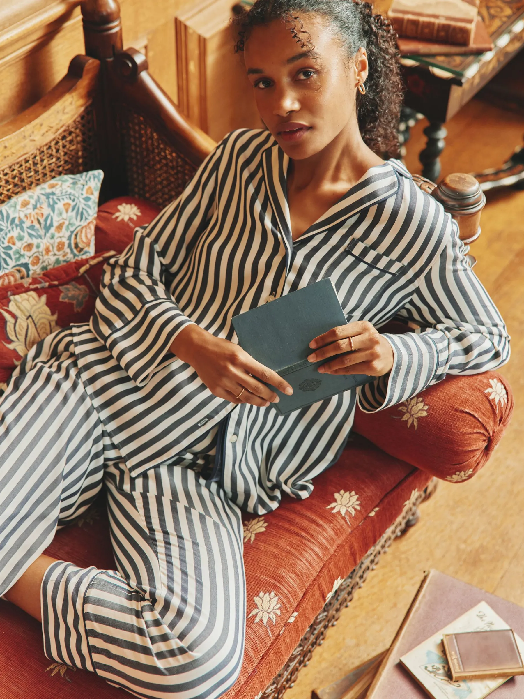 Alma Navy & White Striped Pyjama Set<Joules Clearance