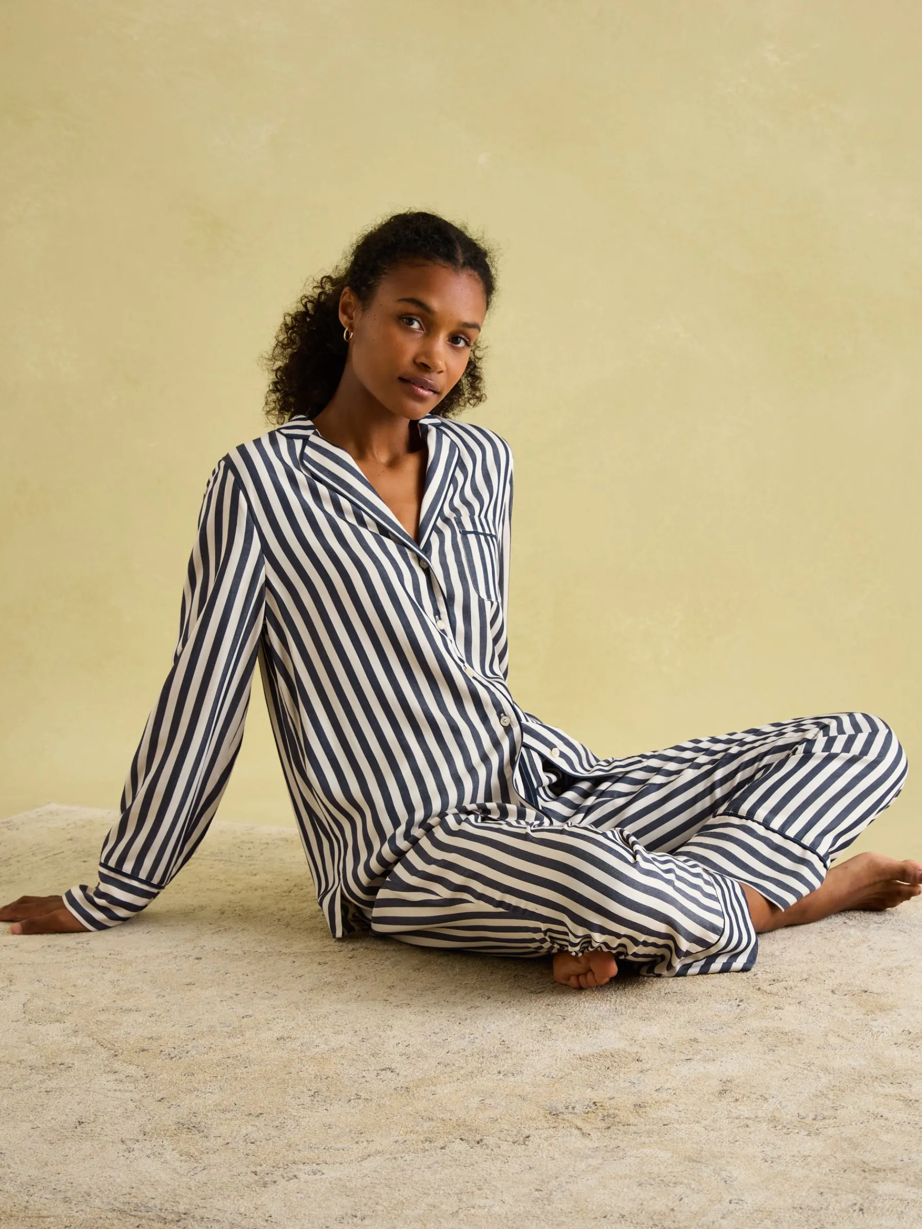 Alma Navy & White Striped Pyjama Set<Joules Clearance