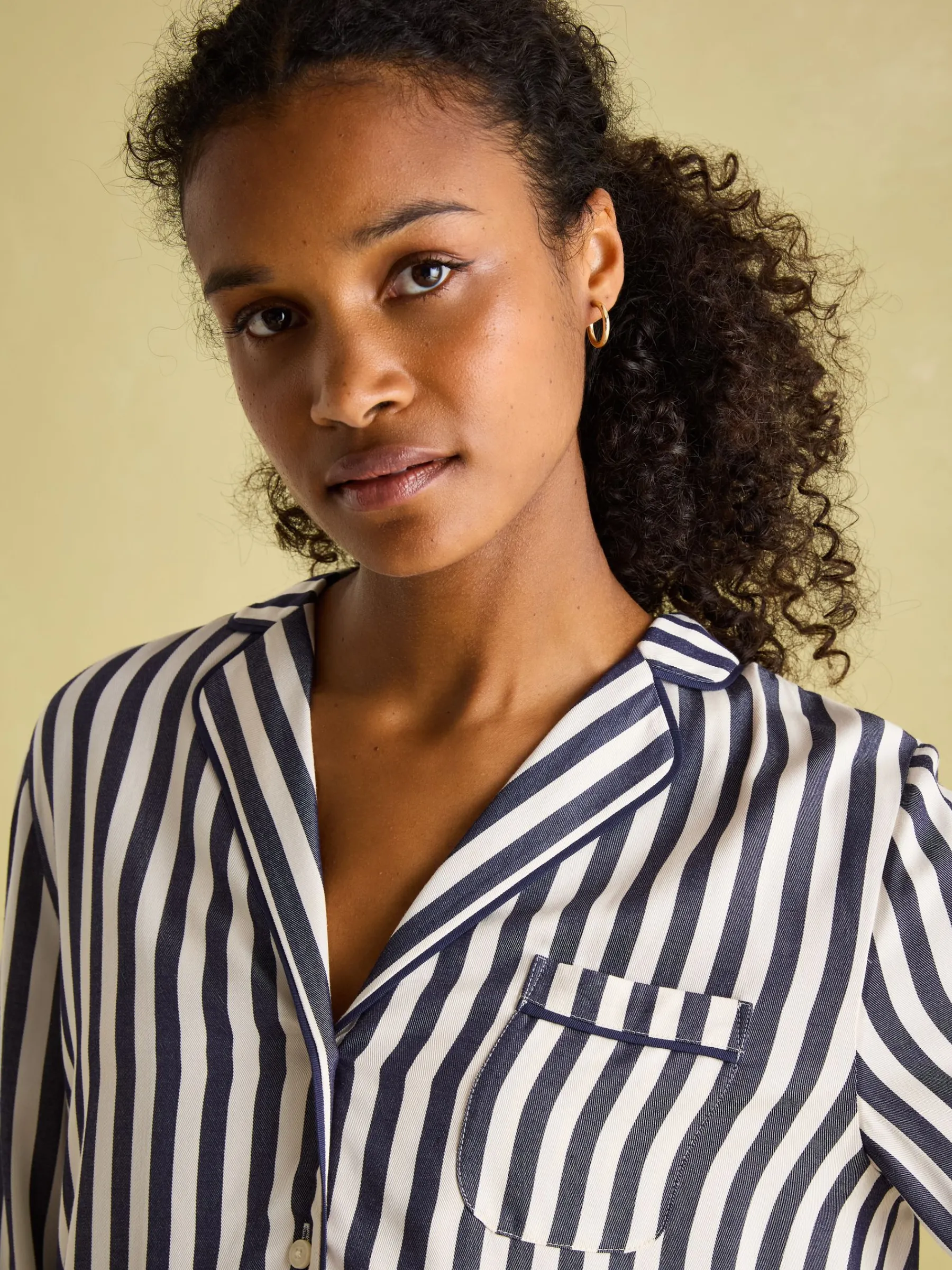 Alma Navy & White Striped Pyjama Set<Joules Clearance