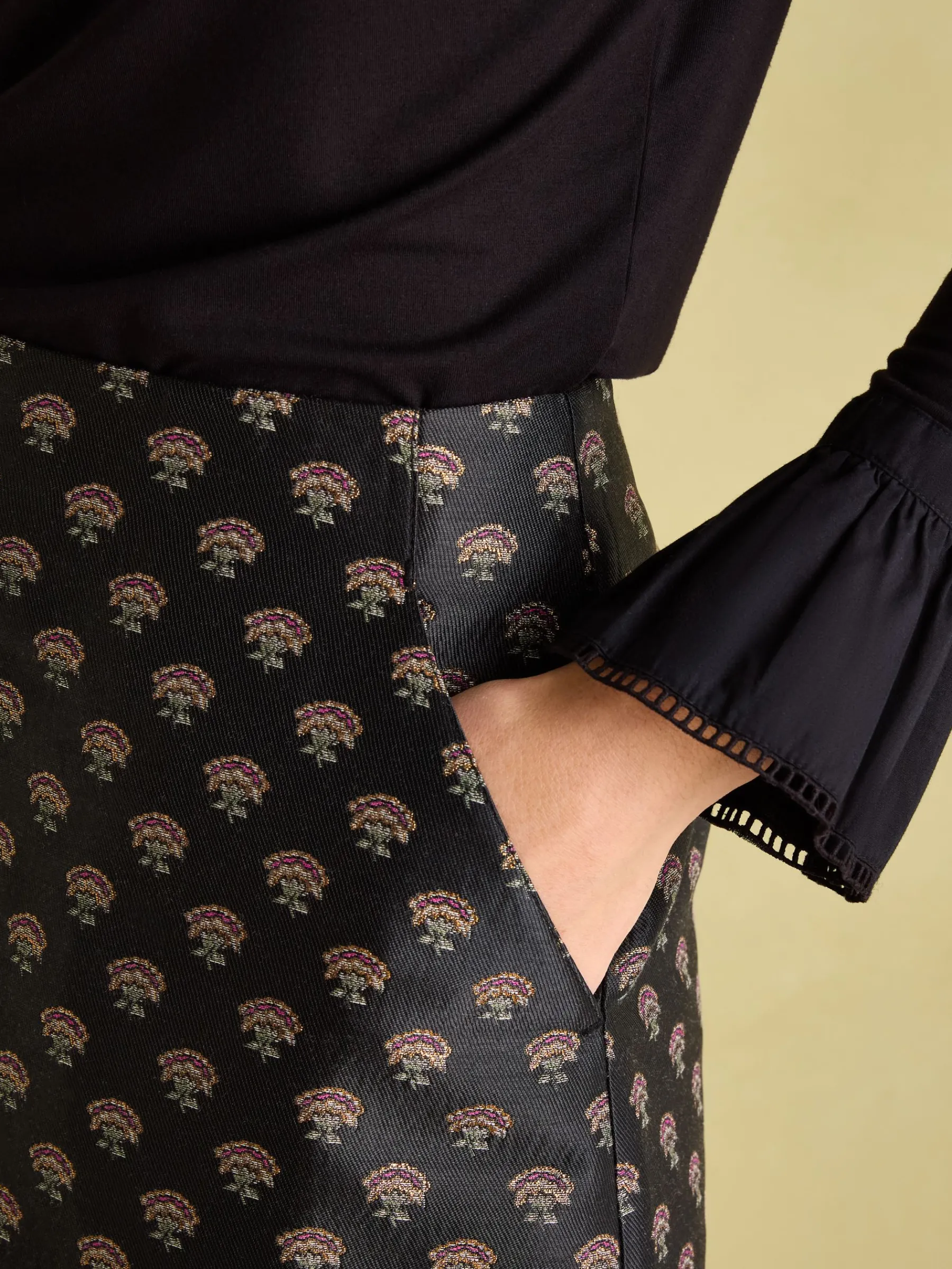 Annalise Jacquard A-Line Skirt<Joules