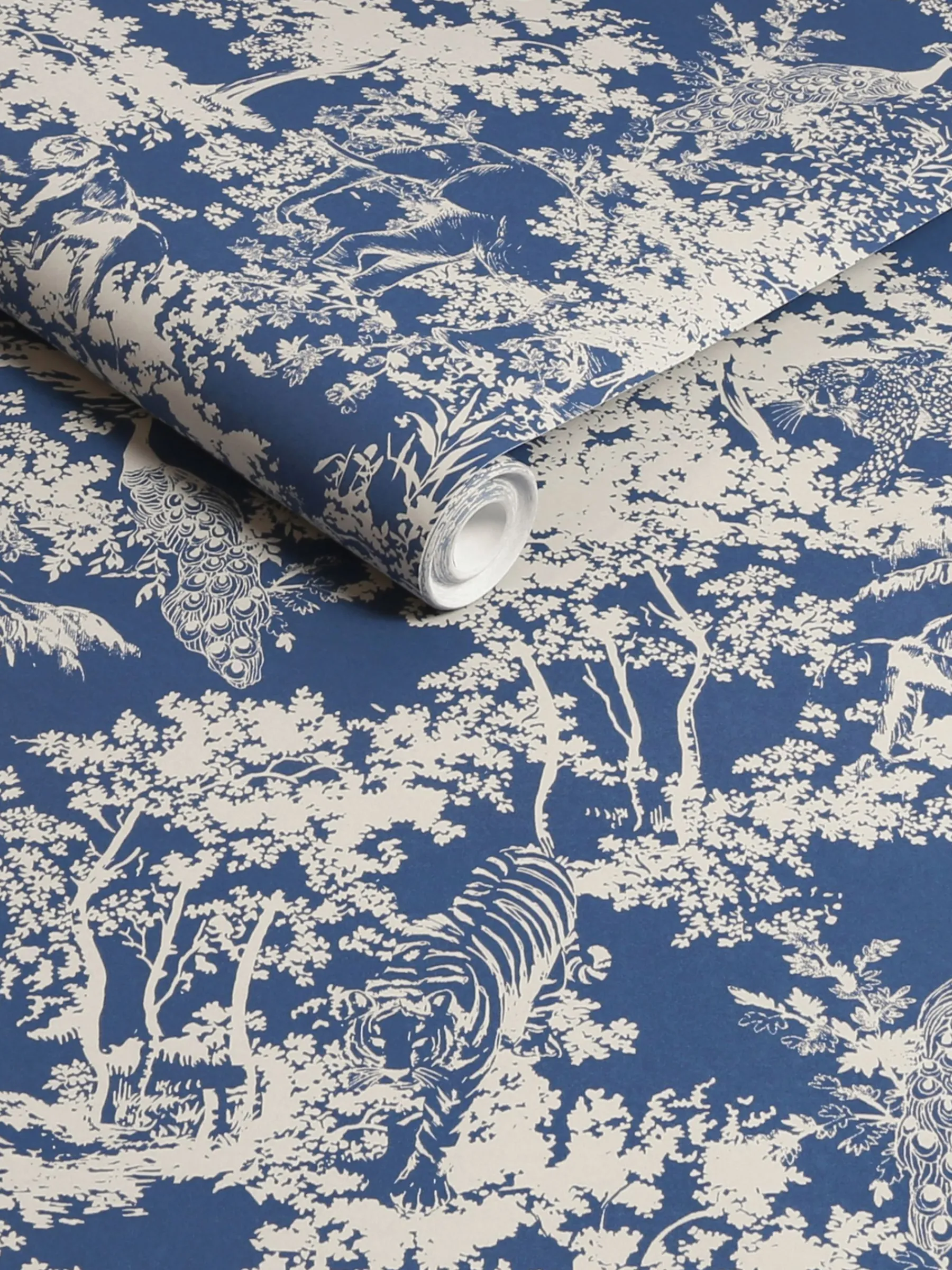 Animal Forest Print 10M Wallpaper<Joules Discount
