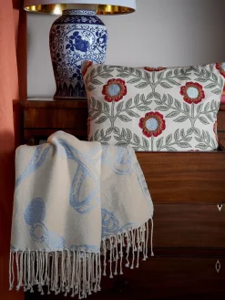 Bridle Print Blue & Cream Tassell Throw<Joules Discount