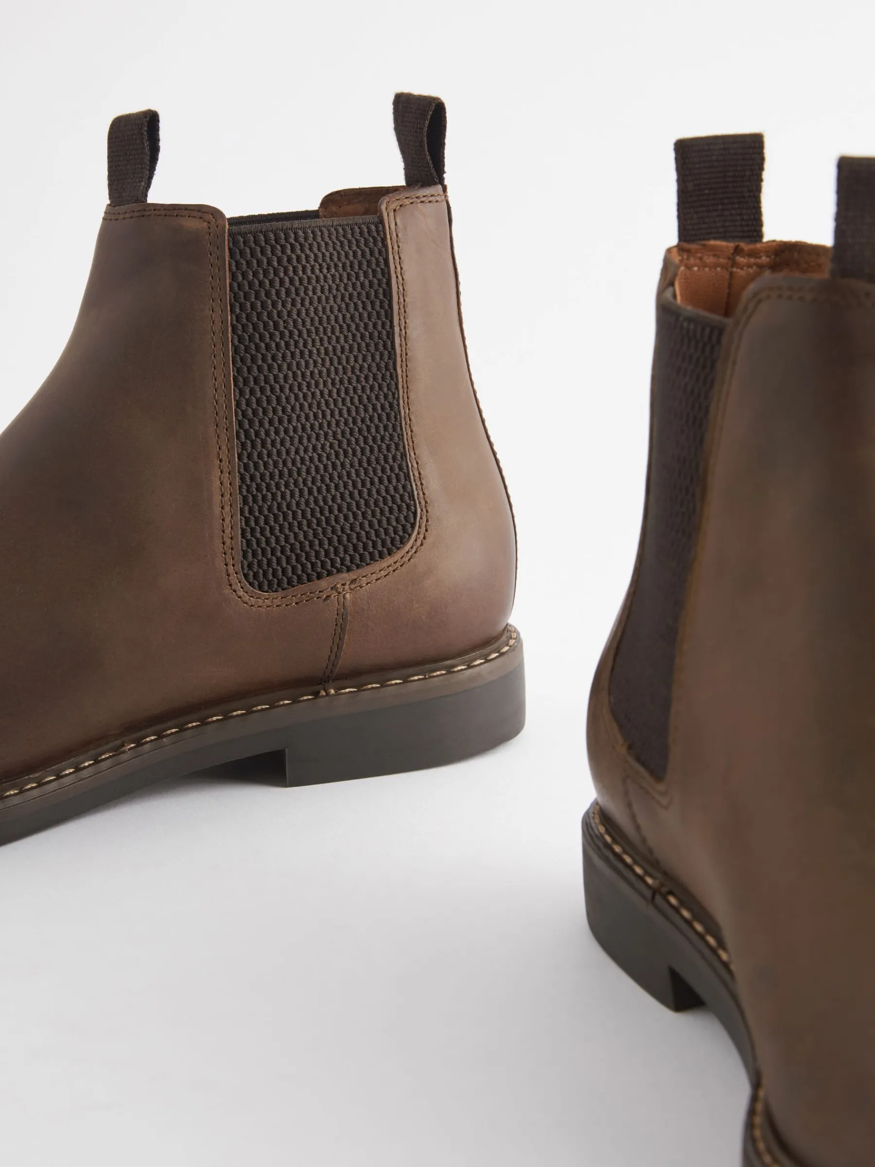 Brown Leather Chelsea Boots<Joules Hot