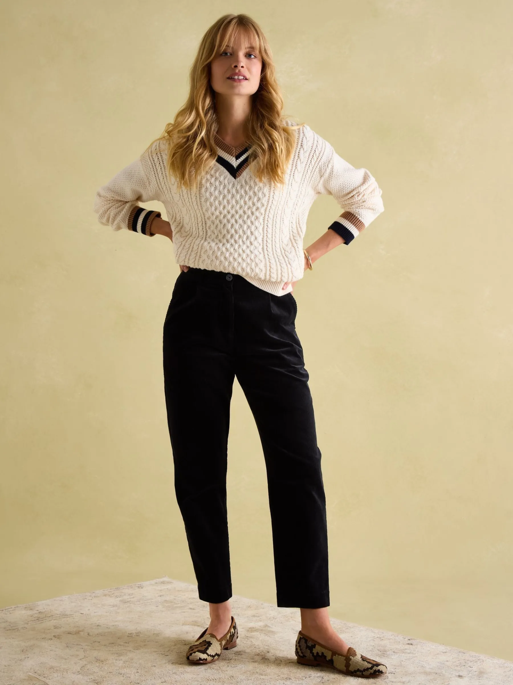 Calla Corduroy Tapered Trousers<Joules New