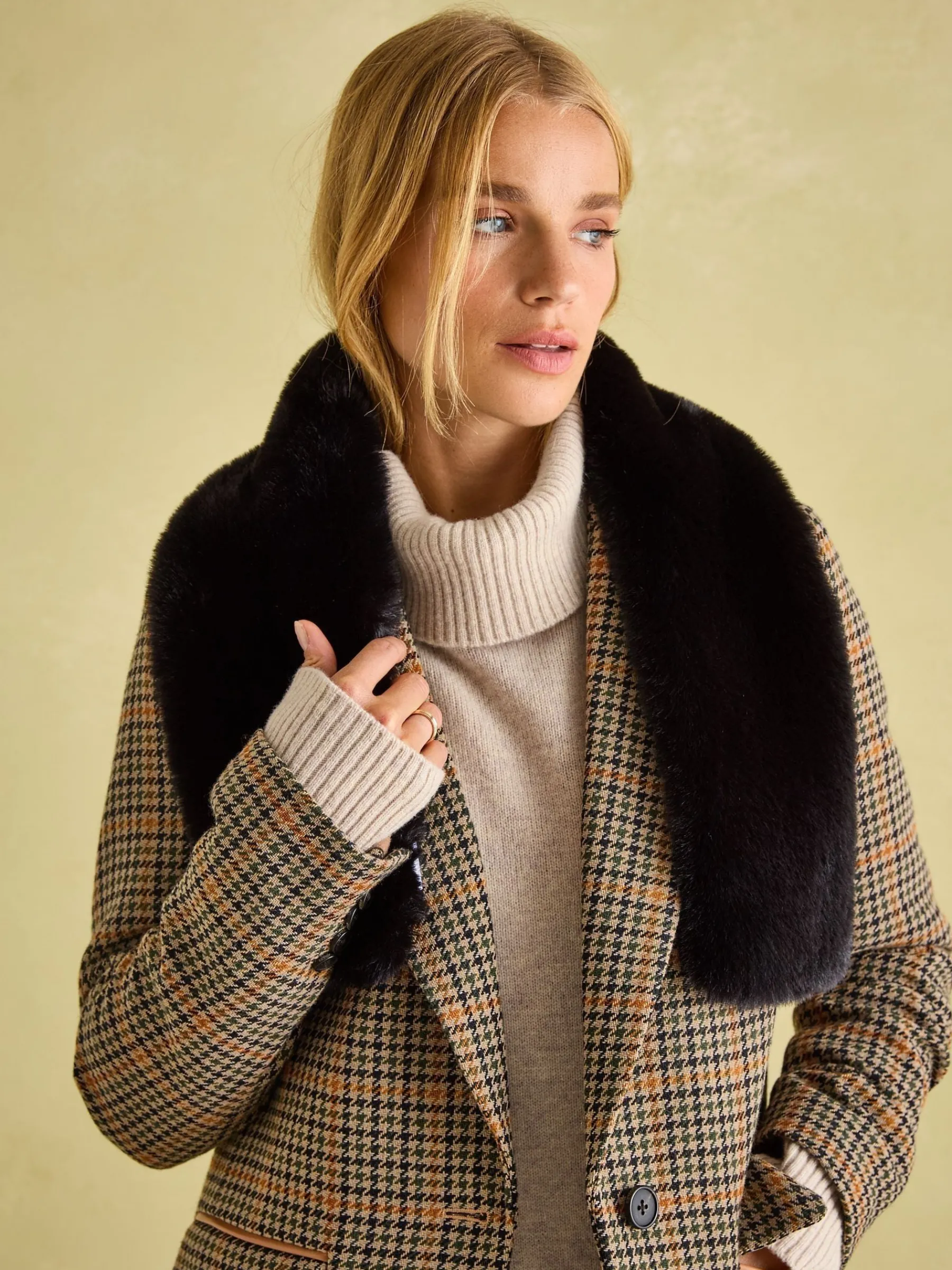 Callcott Faux Fur Scarf<Joules New