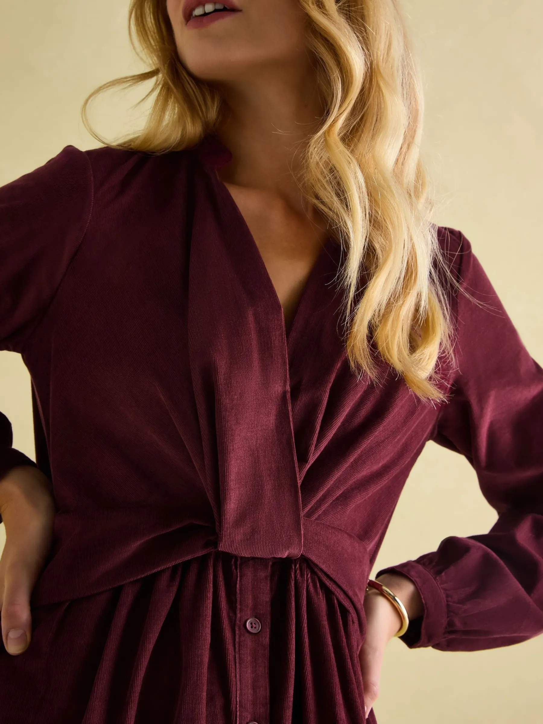 Cara Cord Twisted Front Dress<Joules