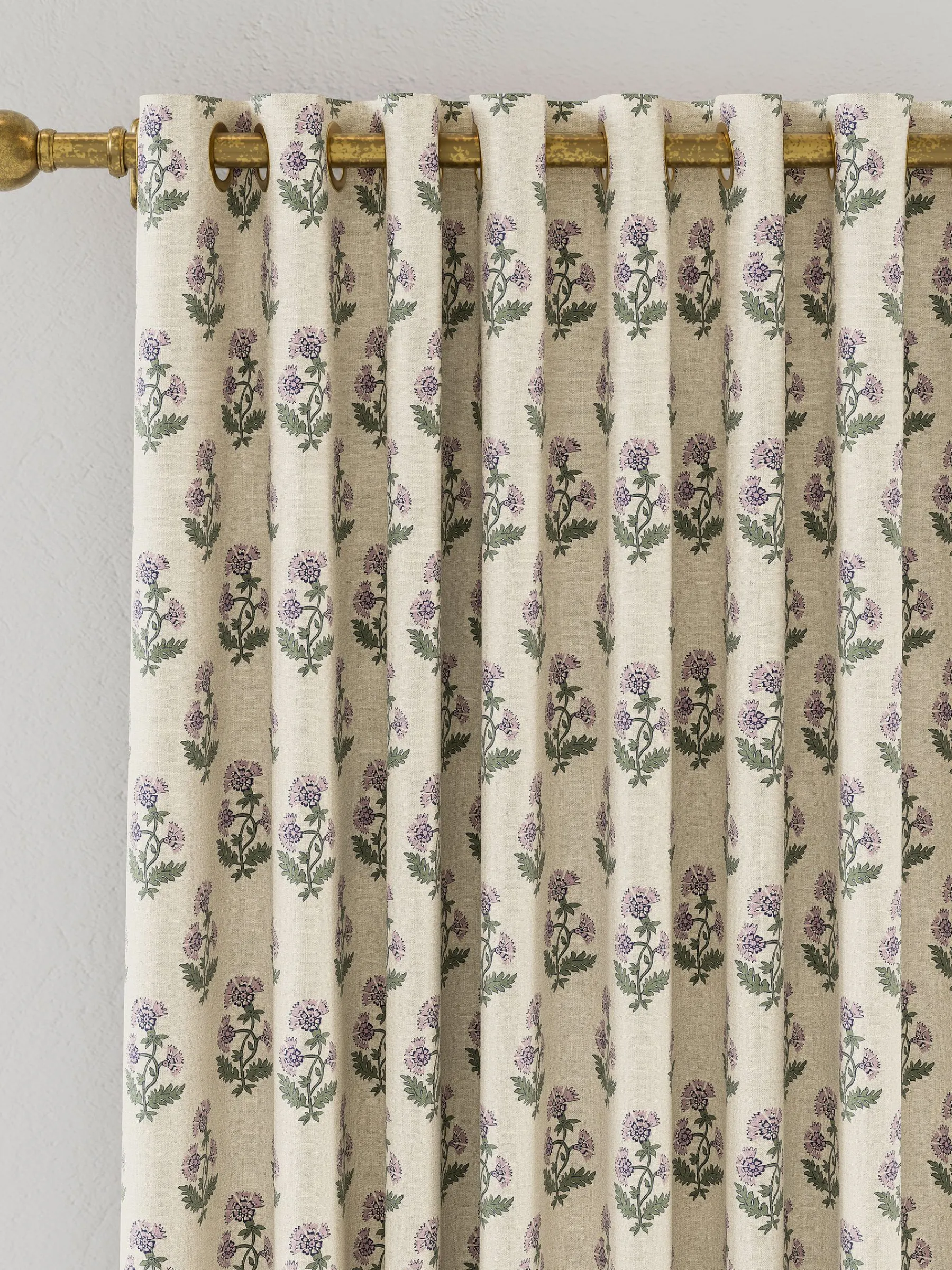 Chamomile Set of 2 Blackout Eyelet Curtains<Joules Hot