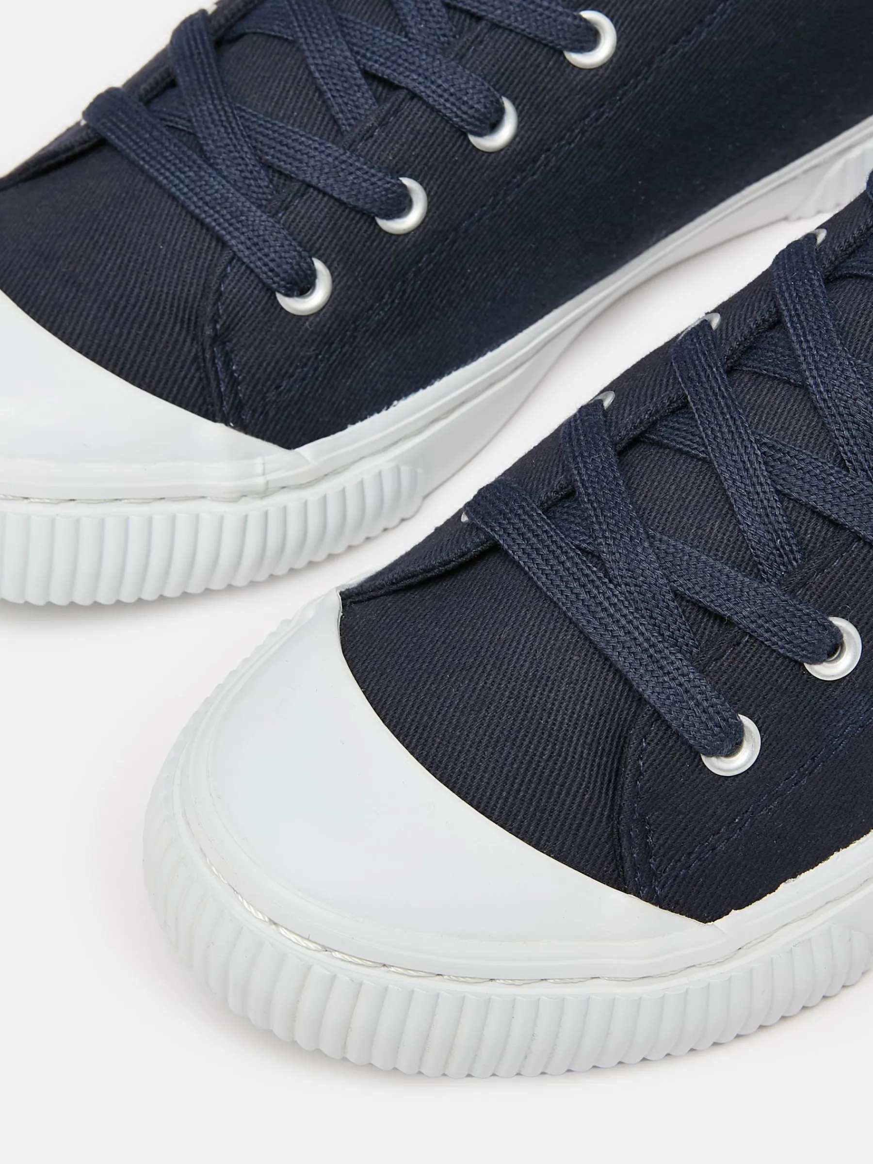 Coast Navy Blue Canvas Pumps<Joules New