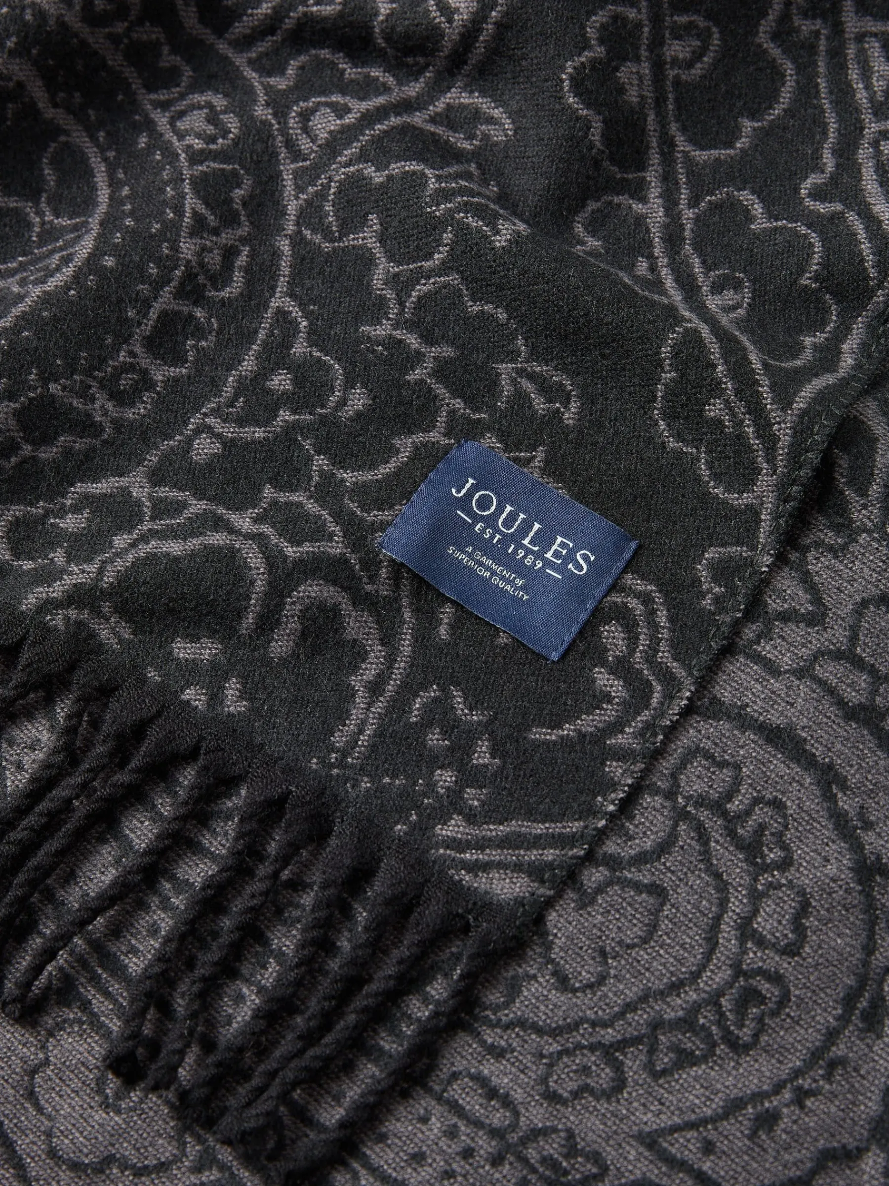 Elissa Black & Grey Double-Sided Jacquard Scarf<Joules Online