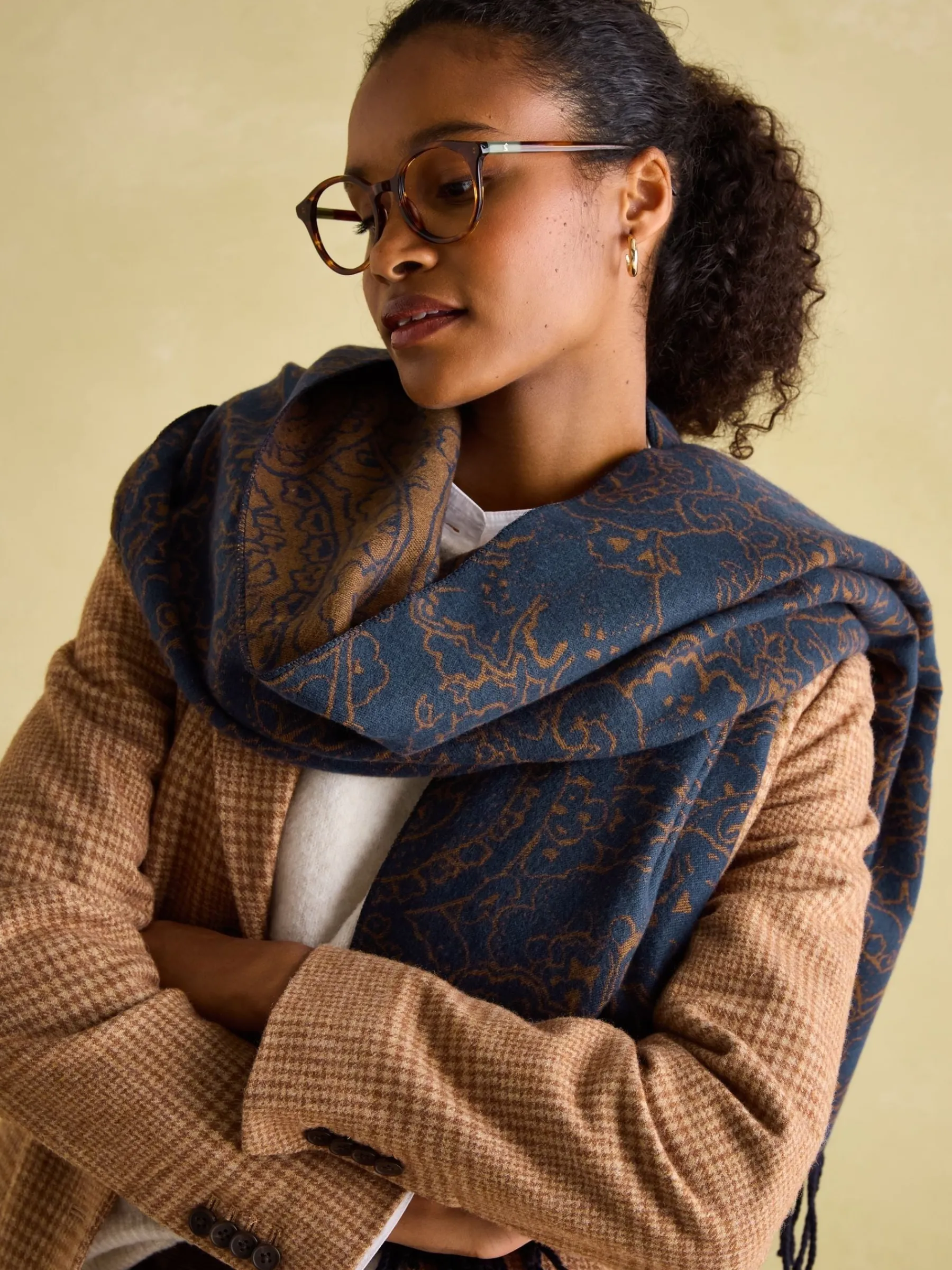 Elissa Navy & Camel Double-Sided Jacquard Scarf<Joules Sale