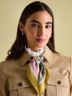 Elsie Printed Lightweight Square Scarf<Joules Hot