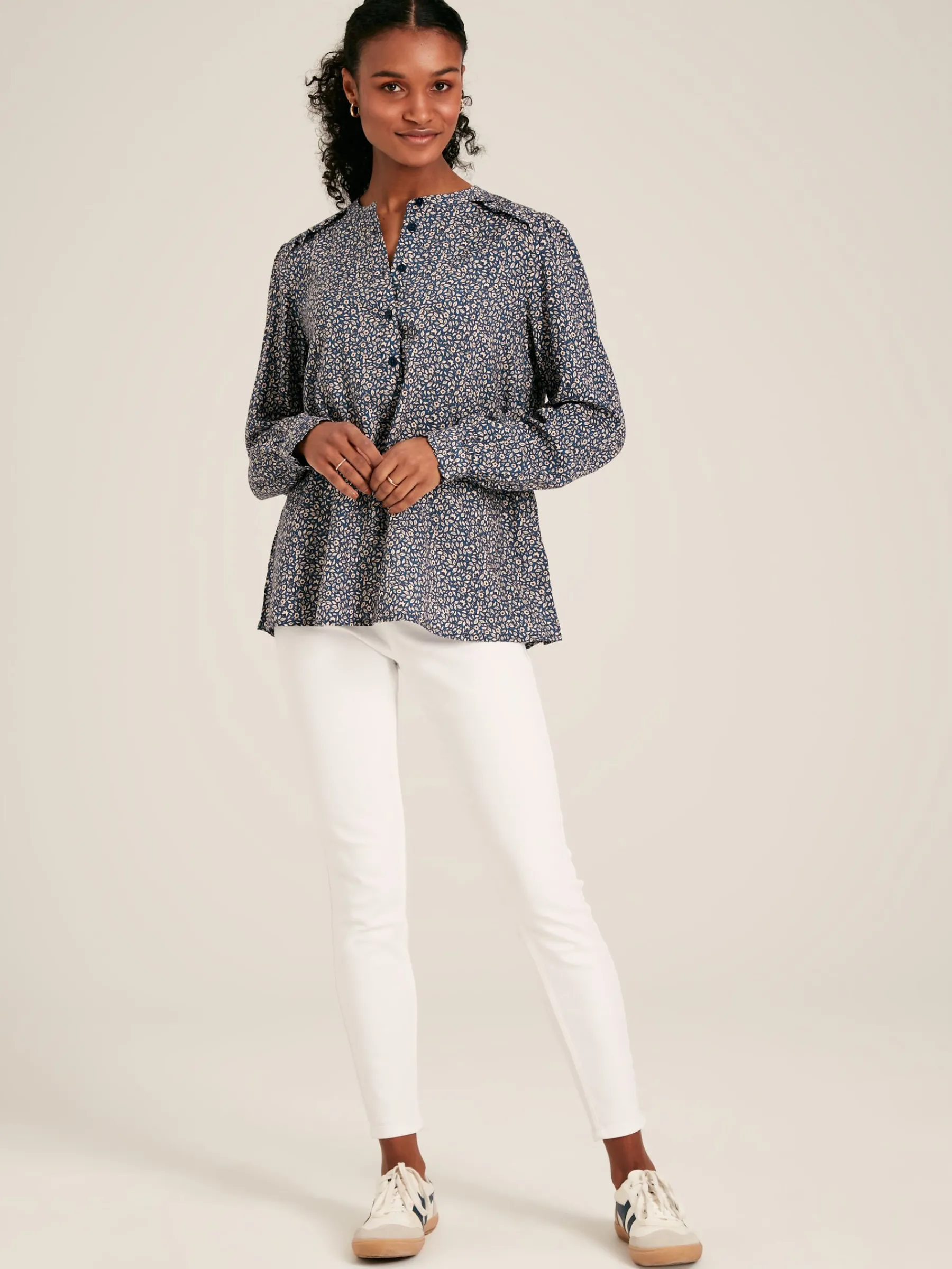 Emsley Blue Floral Long Sleeve Blouse<Joules Discount