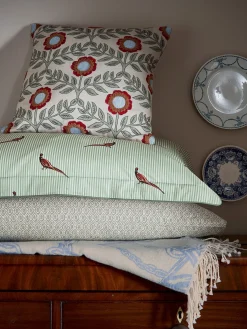 Floral Trellis 100% Cotton Cushion<Joules New