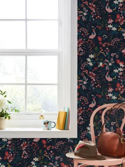 French Navy Fields Edge Floral 10M Wallpaper<Joules Best