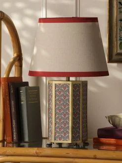 Helmingham Floral Print Claw Foot Table Lamp<Joules Sale