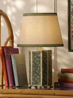 Helmingham Green Printed Claw Foot Table Lamp<Joules Clearance