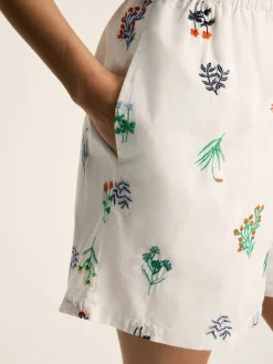 Iris White Ground Embroidered Shorts<Joules Hot