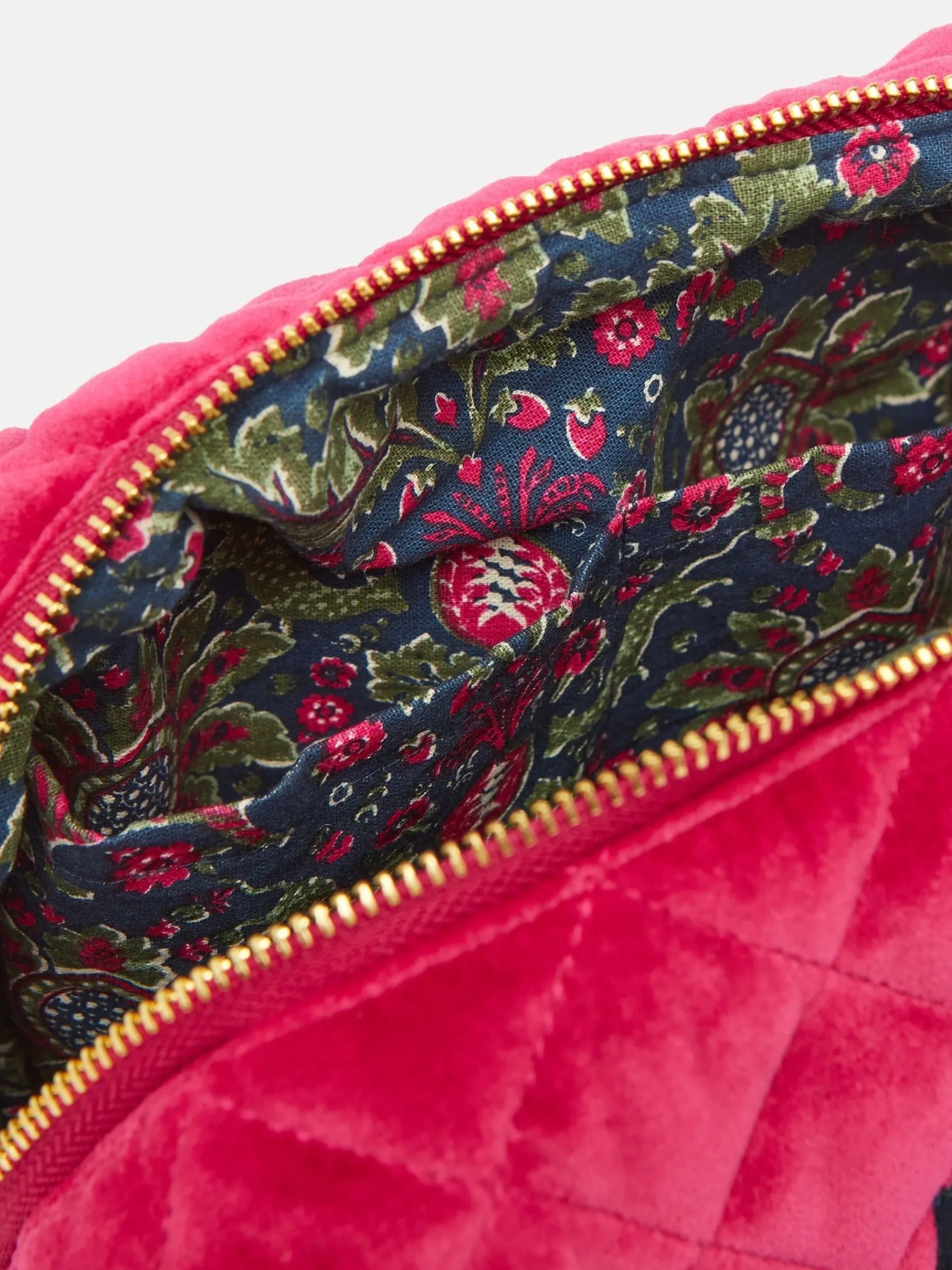 Lillia Bright Pink Wash Bag<Joules Sale