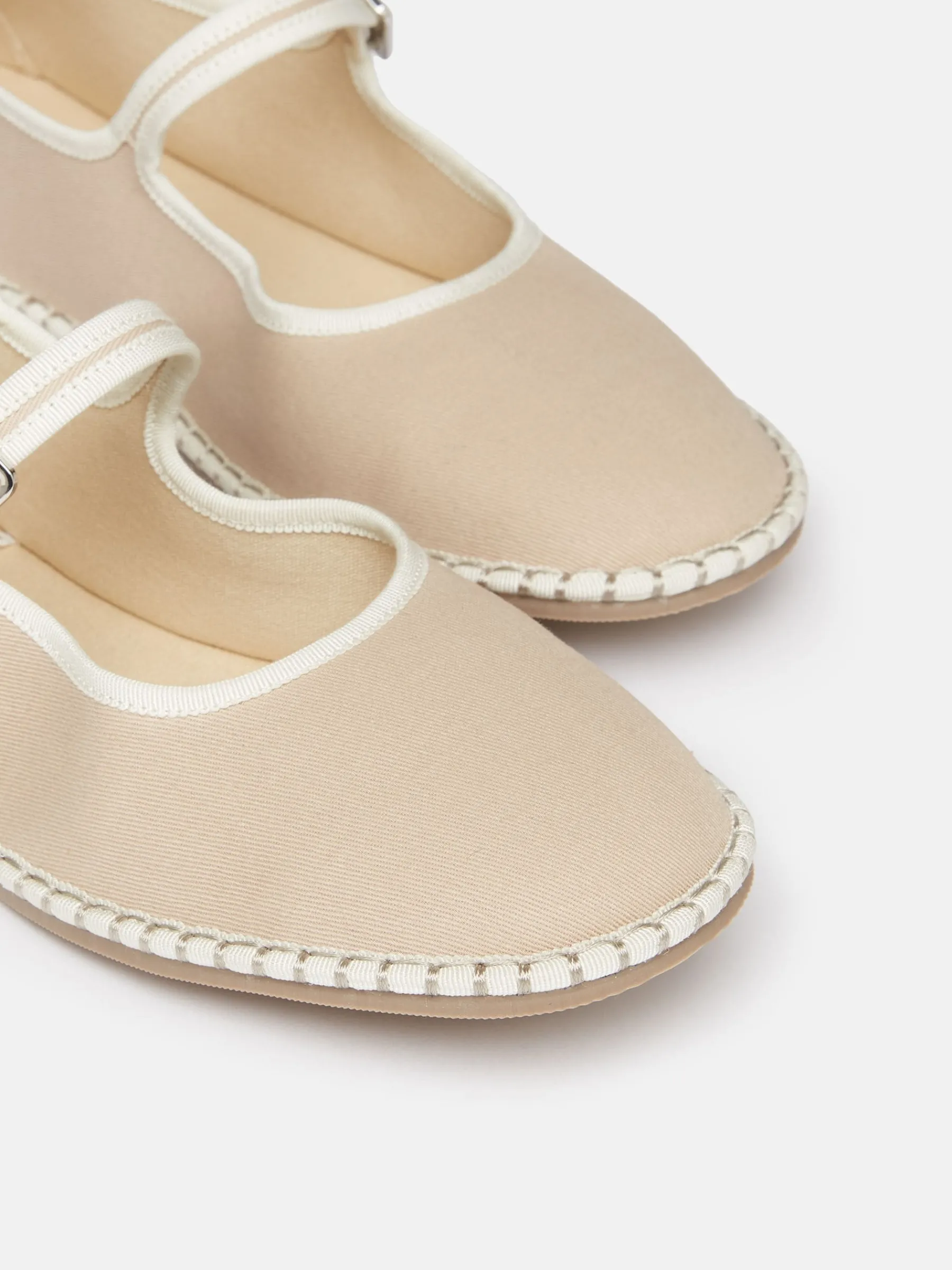 Maddison Canvas Mary Jane Shoes<Joules Clearance