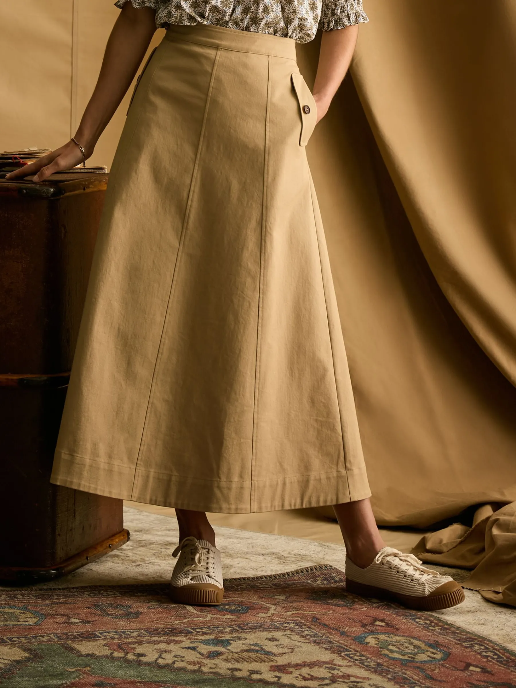 Meredith A-line Midi Skirt<Joules Clearance