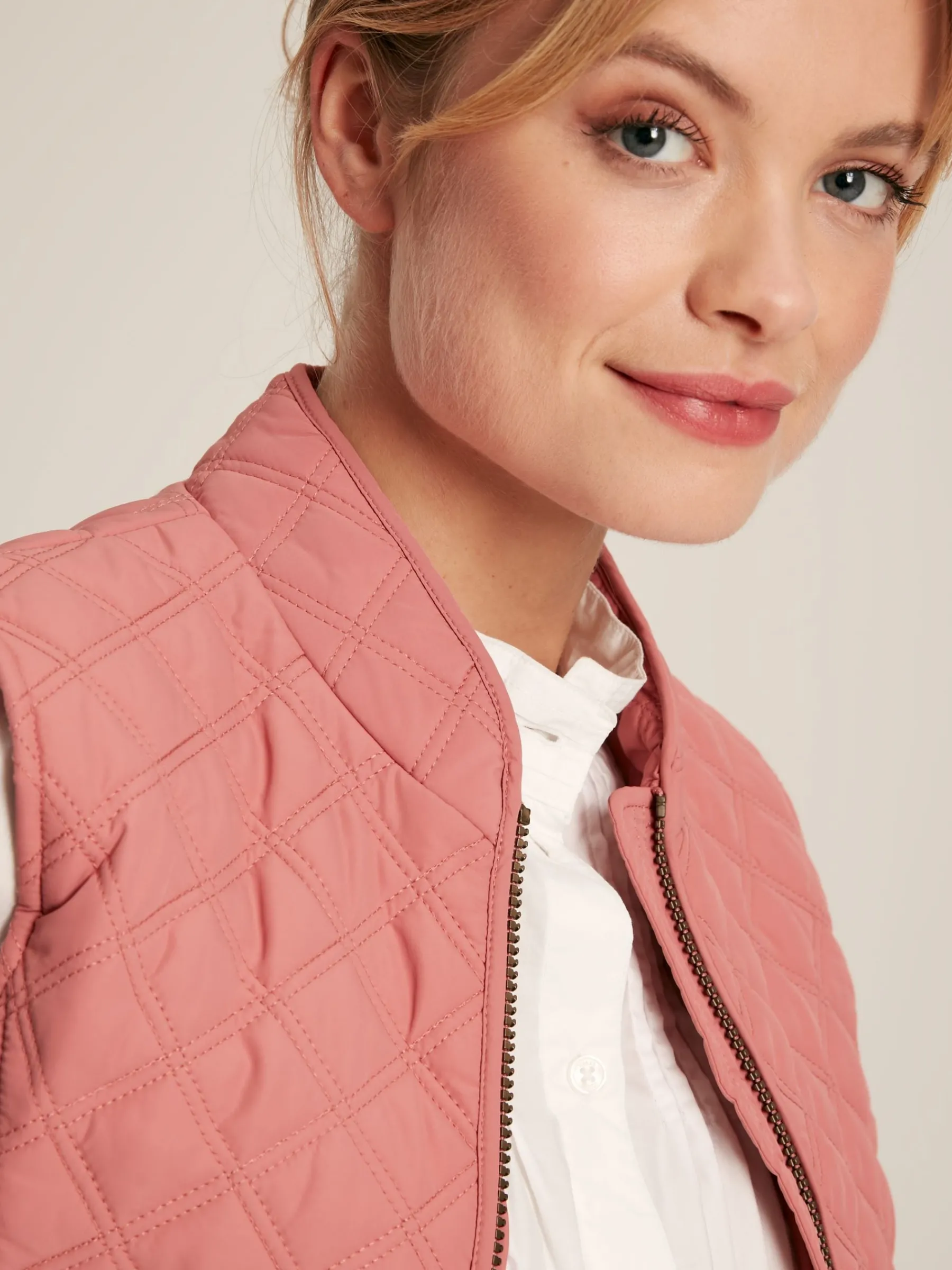 Minx Rose Pink Showerproof Diamond Quilted Gilet<Joules Best
