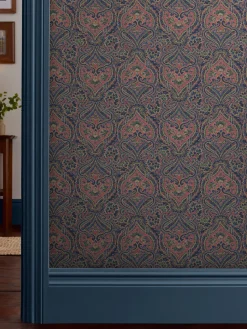 Opulent Paisley Print 10M Wallpaper<Joules Clearance