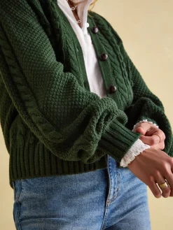 Rafferty Cable Knit Cardigan<Joules