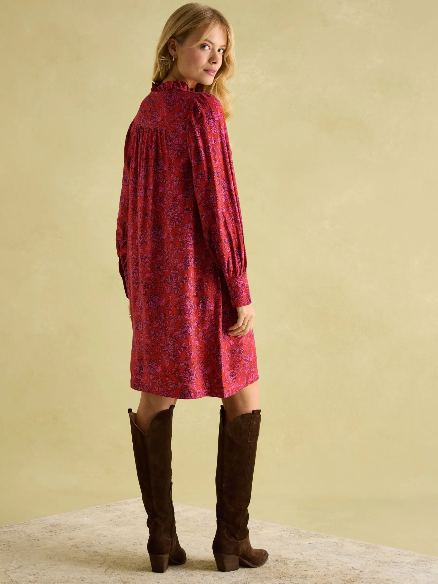 Rosette Red Floral Printed Dress with Pie Crust Neck<Joules