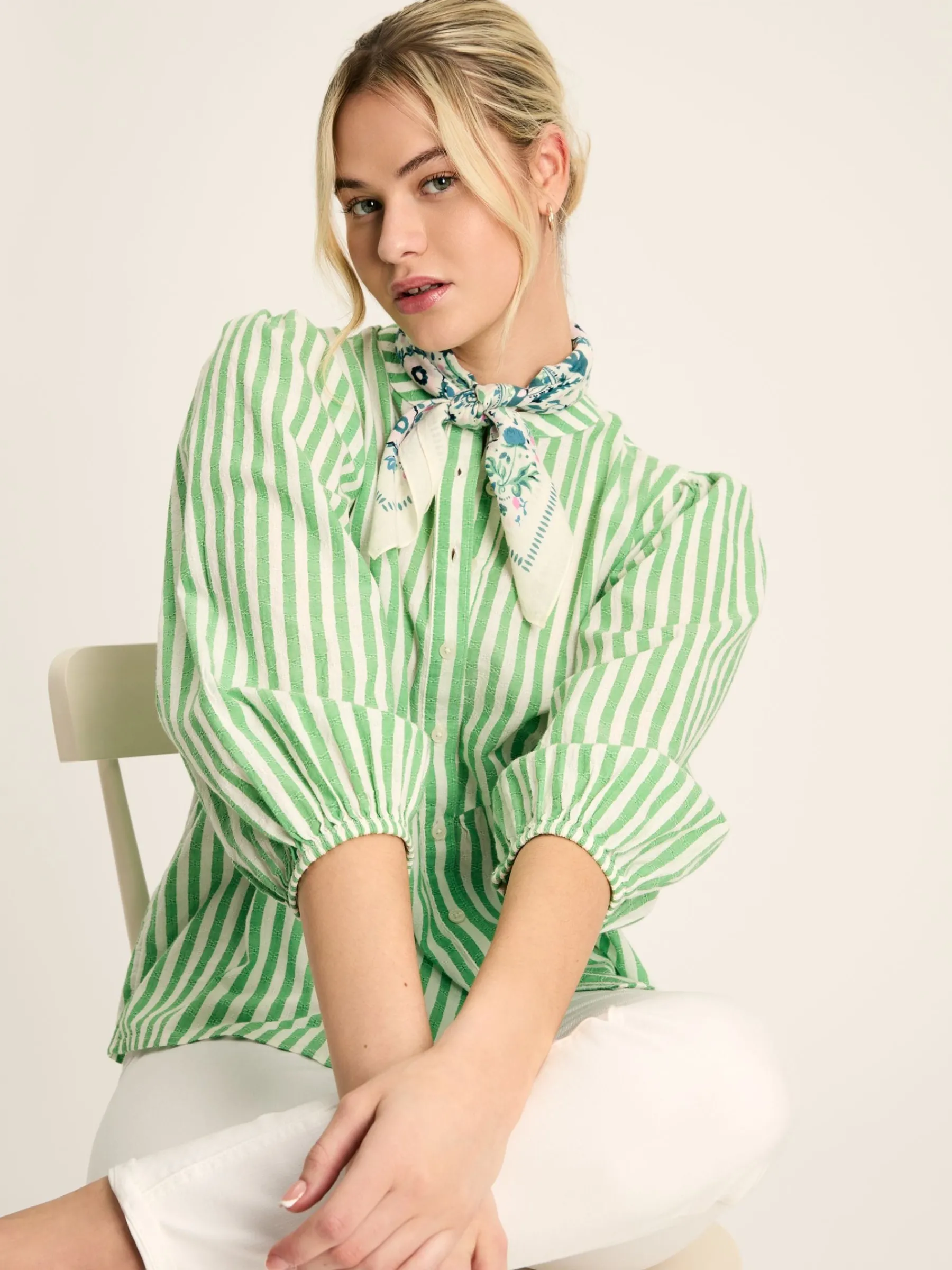 Rowan Gathered Sleeve Blouse<Joules Online