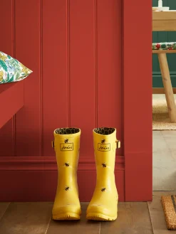 Spurn Point Red Multi Surface Matt Emulsion<Joules Sale
