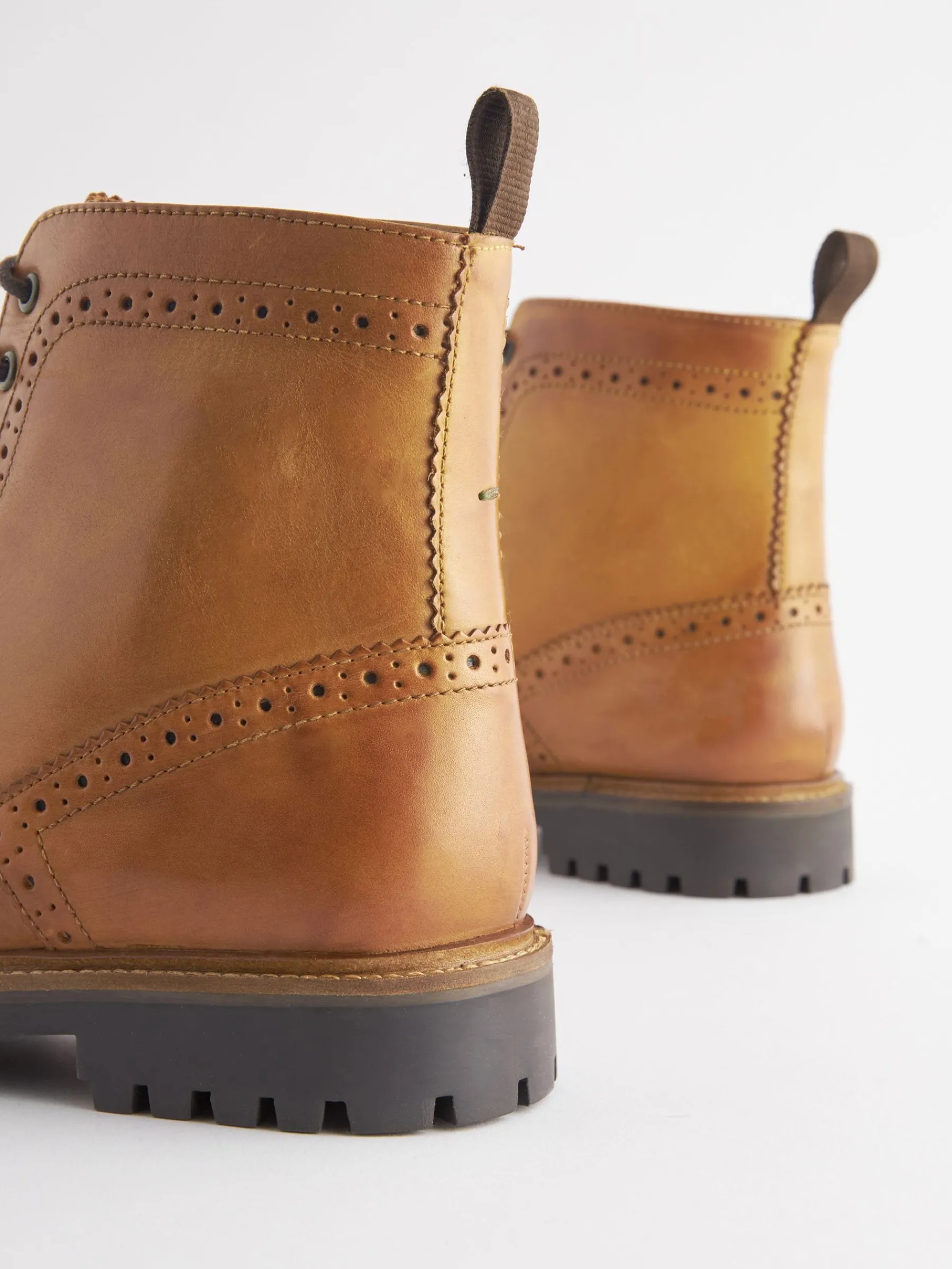 Tan Leather Cleated Brogue Boots<Joules Best