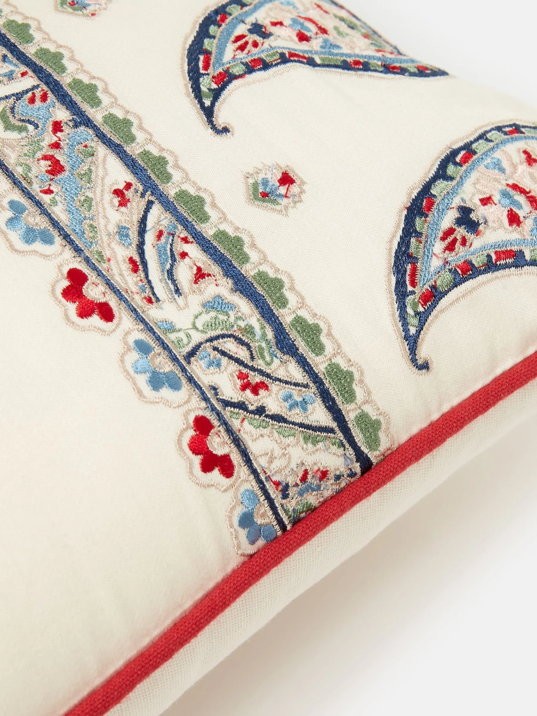 Paisley 100% Cotton Cushion<Joules Best